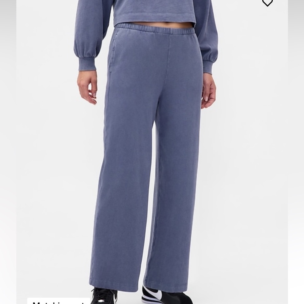 Gap Heavyweight Straight Leg Pants NWT Medium